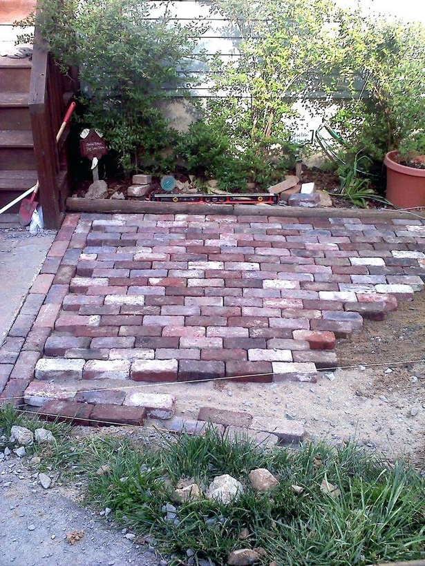 paver-brick-patio-designs-46_13 Vrtne konstrukcije od opločnika i opeke