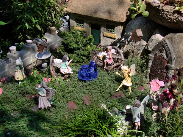 mystical-fairy-gardens-17_18 Mistični bajkoviti vrtovi