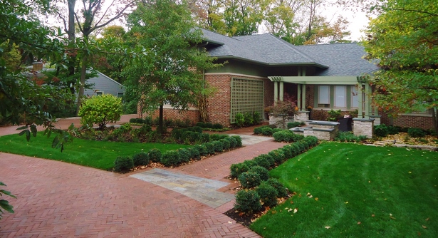 front-yard-patio-designs-27_15 Dizajn dvorišta prednjeg dvorišta