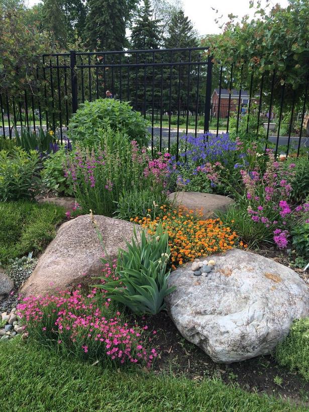landscaping-ideas-using-big-rocks-66_7 Ideje za uređenje okoliša pomoću velikog kamenja