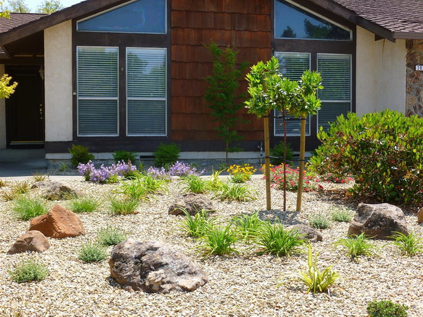 front-yard-low-maintenance-landscaping-ideas-89_18 Ideje za uređenje prednjeg dvorišta s niskim održavanjem