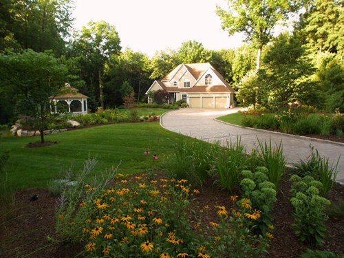 landscape-designs-for-large-backyards-85_8 Uređenje okoliša za velika dvorišta