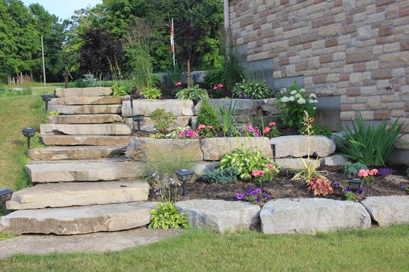 large-rocks-in-landscaping-76 Veliko kamenje u krajobraznom dizajnu
