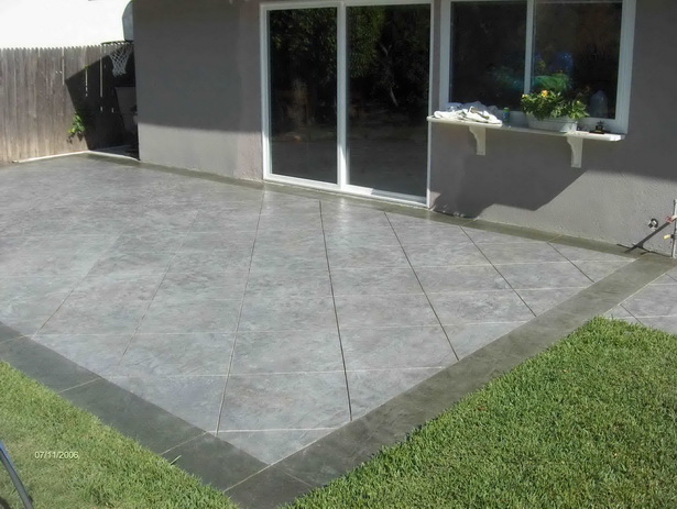 small-backyard-concrete-patio-designs-04_13 Male betonske konstrukcije dvorišta u dvorištu