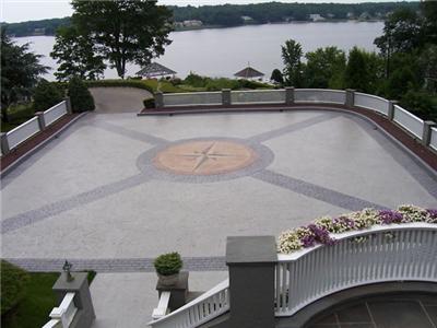 small-backyard-concrete-patio-designs-04_20 Male betonske konstrukcije dvorišta u dvorištu