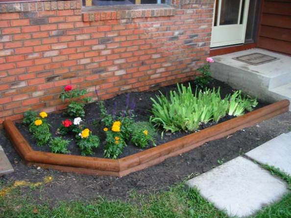 wood-flower-bed-border-87_2 Drvena granica za cvjetnjak
