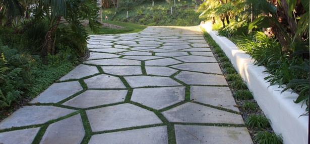 driveway-designs-with-grass-77_15 Dizajn travnatih prilaza