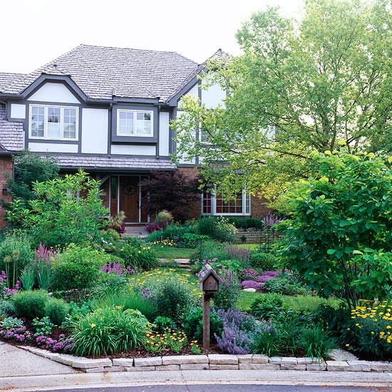 landscaping-plant-ideas-for-front-of-house-75_12 Ideje krajobraznih biljaka za fasadu kuće