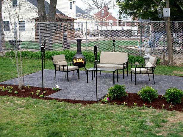 building-a-small-patio-with-pavers-67 Izgradnja malog popločanog popločanog dijela
