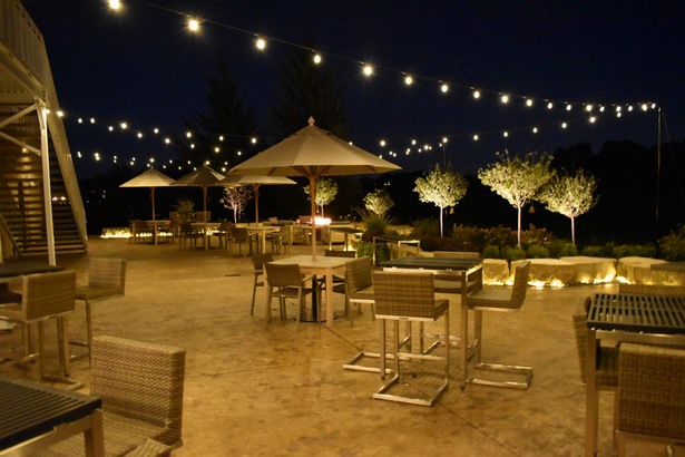 outdoor-dining-lighting-84_15 Vanjska rasvjeta za blagovanje
