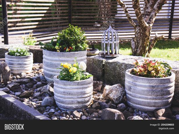 pots-arrangement-garden-54_18 Vrtni sastav lonaca